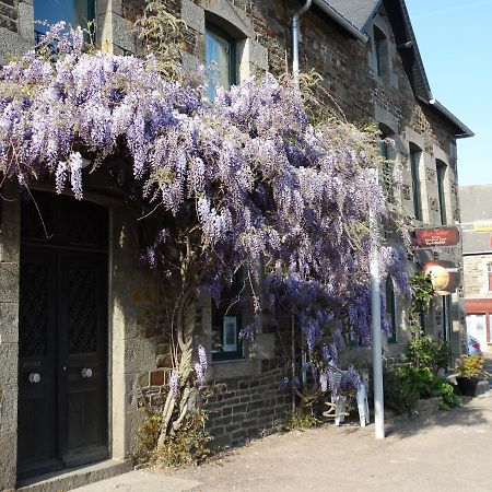 Le Relais Bed & Breakfast Saint-Sauveur-la-Pommeraye Екстериор снимка